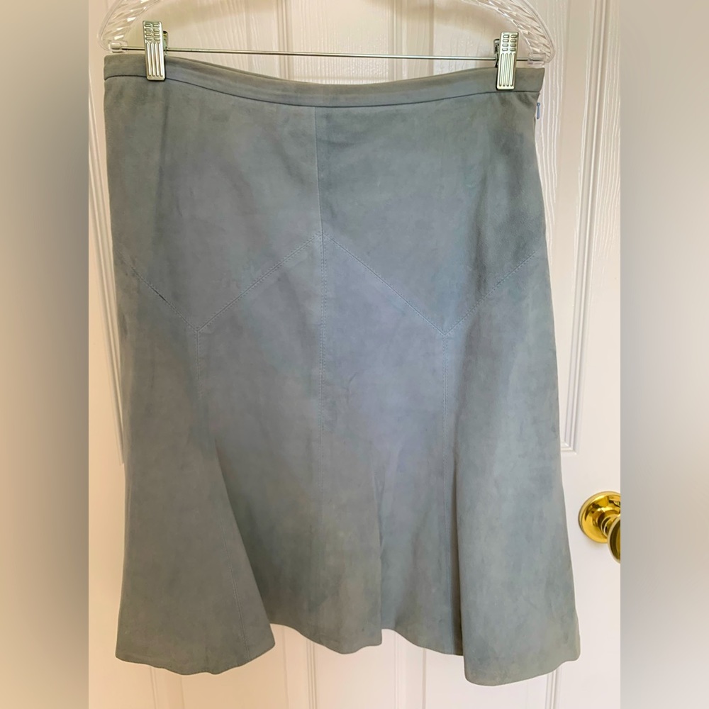 Michael Kors 💯% Suede Midi Godet Skirt, Icy Blue Color, Lined, Side Zip Size 10